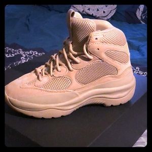 Yeezy Season 6 “Desert” Boots (40/8)